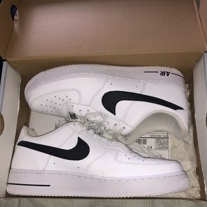 Nike Air Force 1